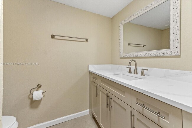 Building Photo - 8665 Crater Terrace