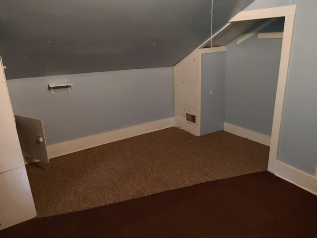 Foto del edificio - 238 N Main St