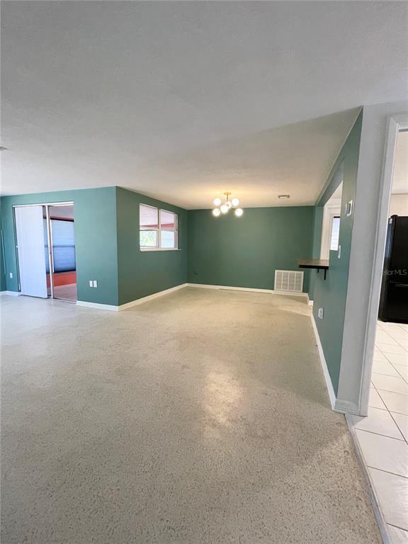 Building Photo - 10120 Willow Dr