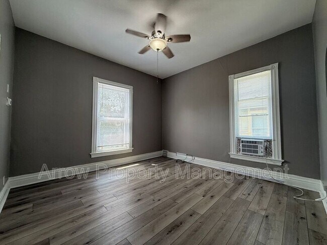 Foto del edificio - 3038 Walnut Ct