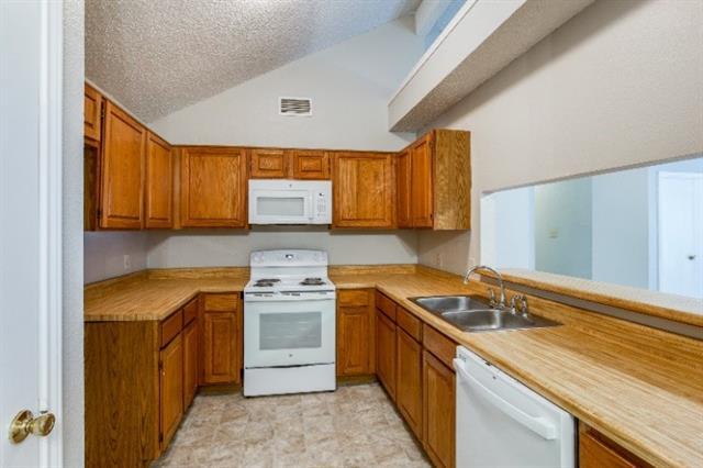 Building Photo - 2513 Winding Rd