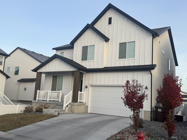 Foto del edificio - 339 East Mistilake