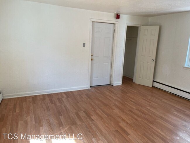 Building Photo - 1 br, 1 bath House - 5016 Griscom St #E