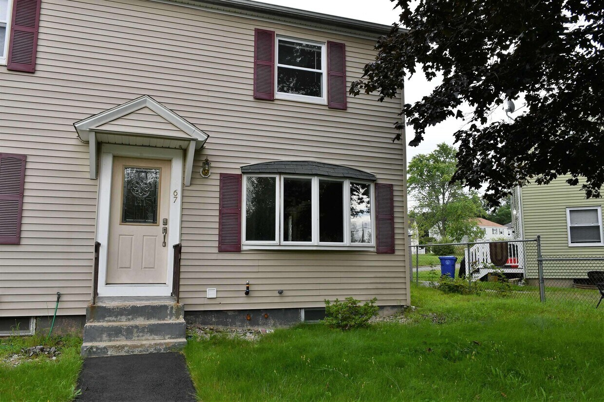 Primary Photo - 67 Harold St