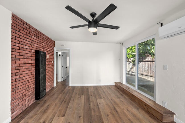 Building Photo - 3440 Hershey St