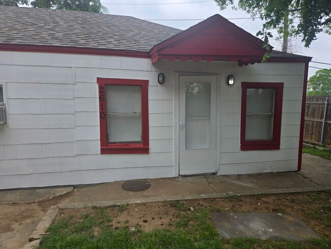 Building Photo - 2604 Bomar Ave