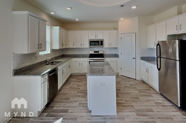 Foto del edificio - 354 Rayland St