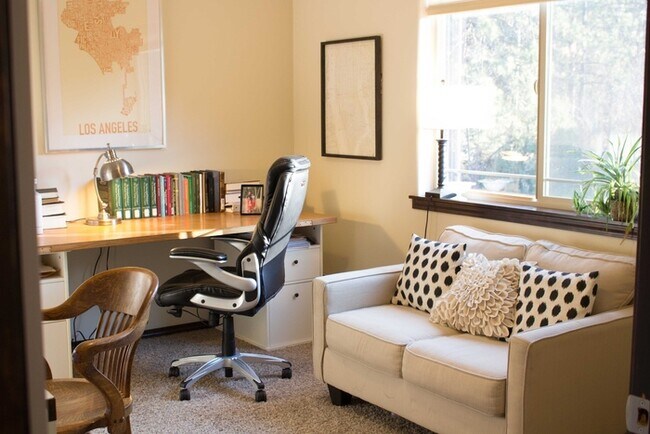 Foto del edificio - Great Duplex in Mead School District