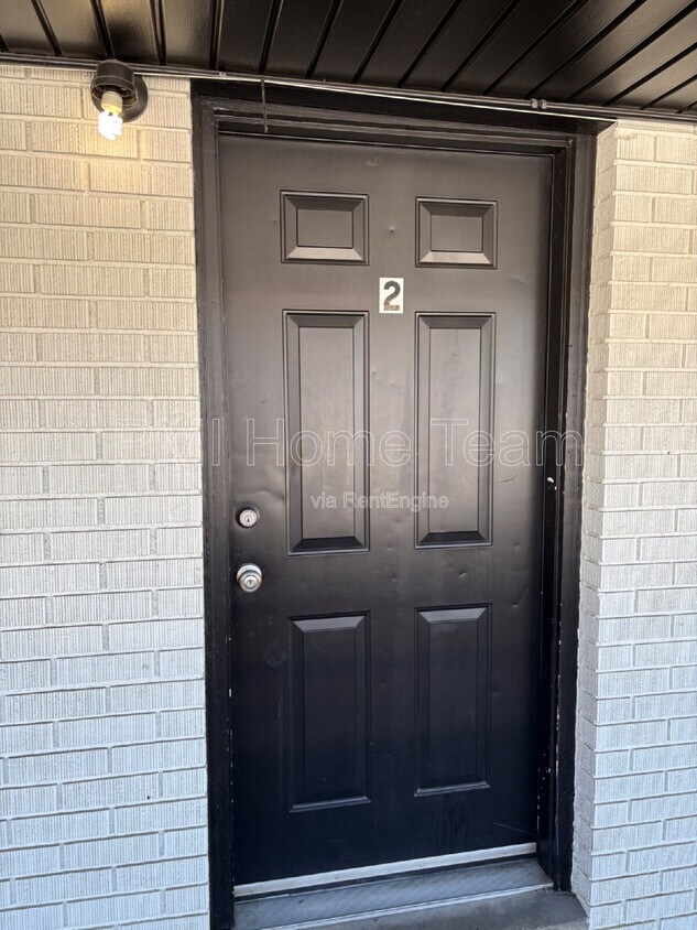 Foto principal - 3476 Brinker Ave