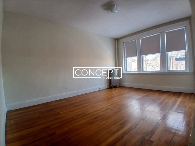 Building Photo - 109 Brainerd Rd