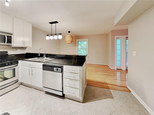 Foto del edificio - 1445 Monroe Dr NE