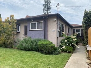 Building Photo - 6367 N Muscatel Ave