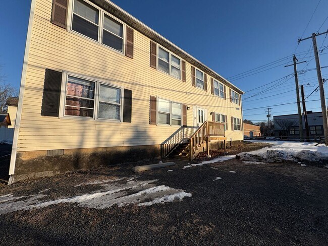 Foto del edificio - 111 Lenox Ave