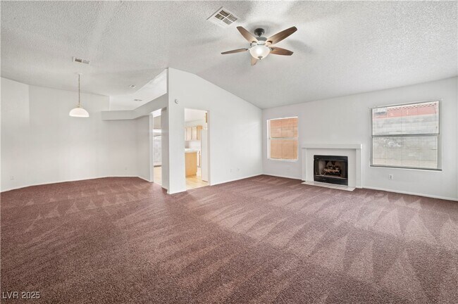 Foto del edificio - 362 Dooley Dr