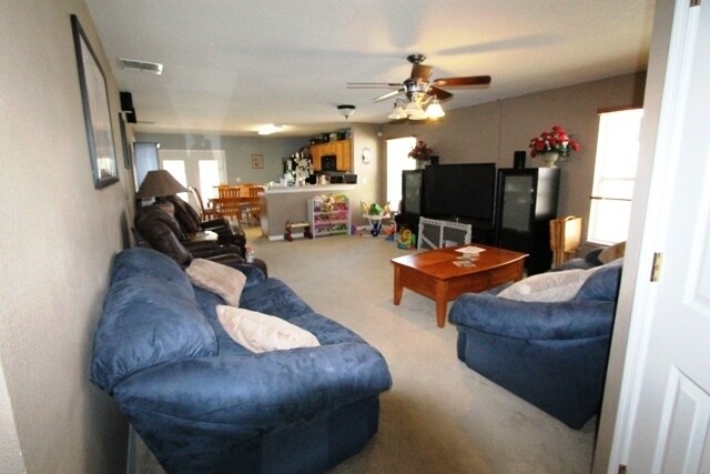 Building Photo - Sanford - 3 Bedroom, 2 Bathroom - $1795.00