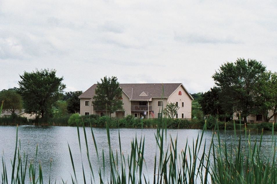 1305 Bear Pass, Mukwonago, WI 53149 Apartments in Mukwonago, WI