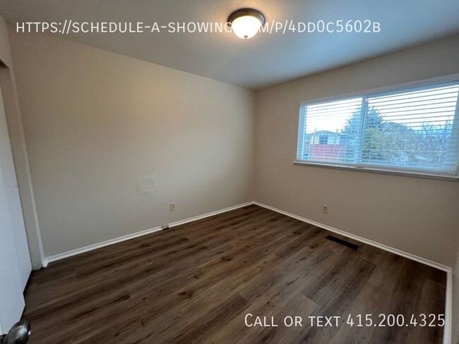 Foto del edificio - Great 3BD/1.5 Bath Pet Friendly Home for R...