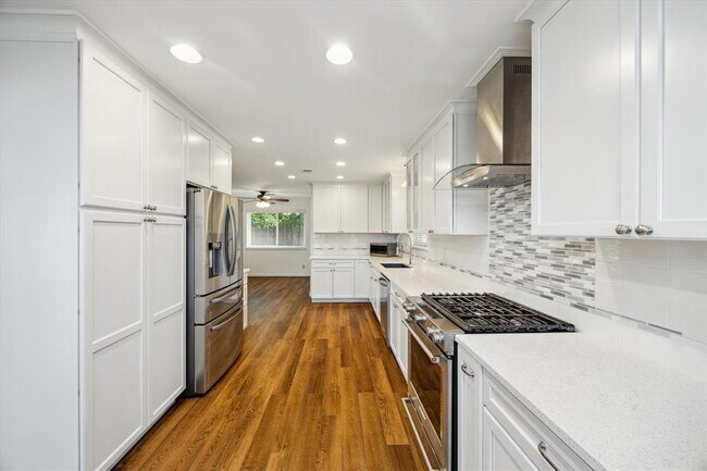 Foto del edificio - 5707 Darnell St