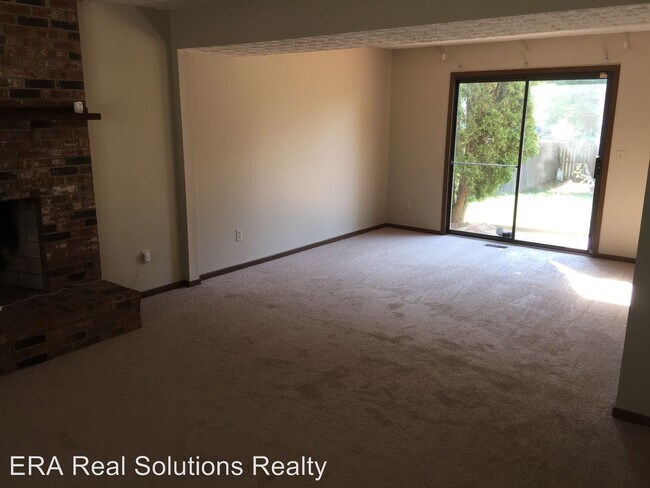 Foto del edificio - 4 br, 2.5 bath House - 6841 Bennell Drive