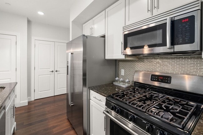 Building Photo - 1501 Commonwealth Ave