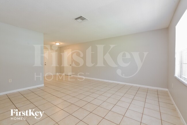 Building Photo - 928 N Rossiter St
