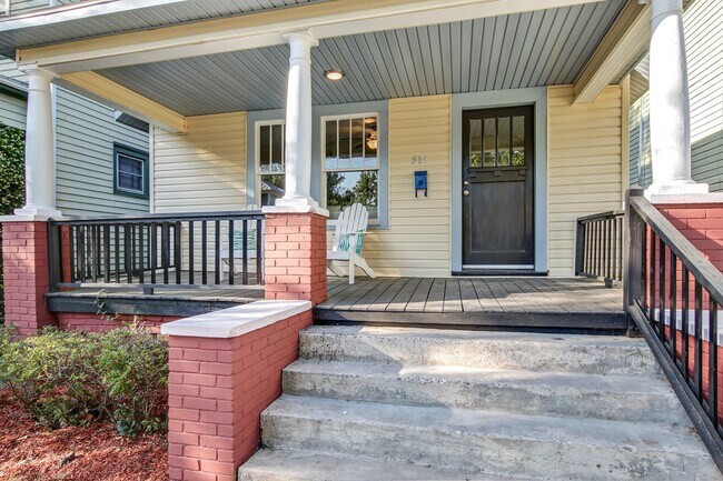 Foto del edificio - 513 E 36th St