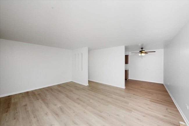 Building Photo - 700 McKinley Ave