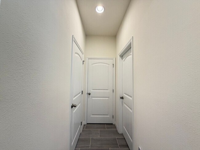 Foto del edificio - Perfect Home waiting for you! FULLY FURNISHED!