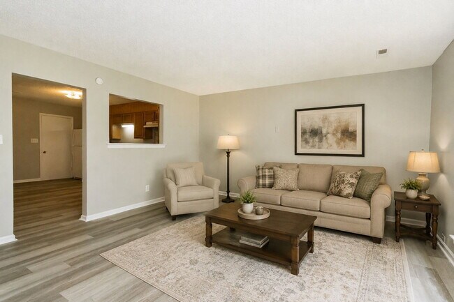 Foto del edificio - 7606 Noah Reid Rd