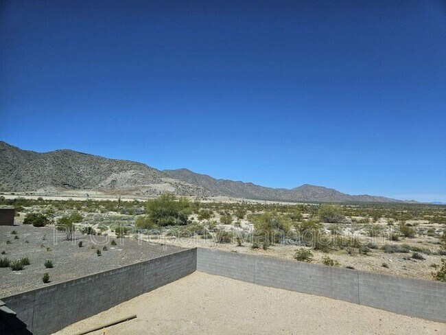 Foto del edificio - 20124 W Palo Verde Dr