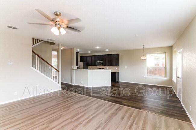 Foto del edificio - 12130 Karnes Way