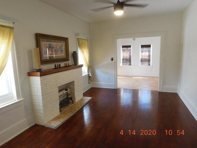 Foto del edificio - 5705 Garden Ave