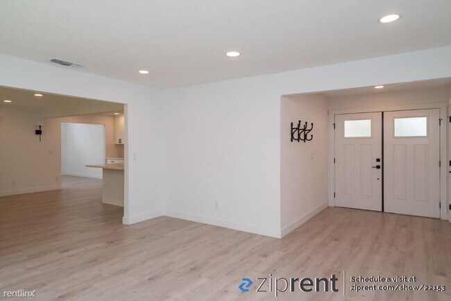 Building Photo - 3 br, 2 bath House - 1089 Sand Bar Circle,...