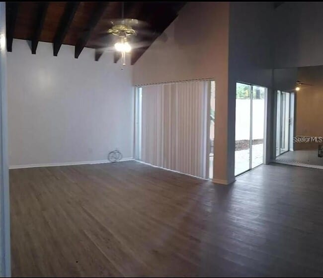 Foto del edificio - 2704 Foxfire Ct
