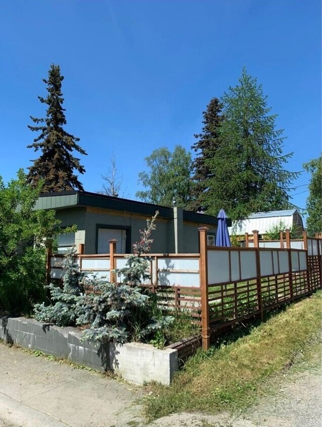 Primary Photo - Downtown Fully Furnished One Bedroom