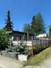 Building Photo - 1115 E 14th Ave