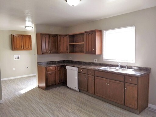 Foto del edificio - 4381 Marlowe St