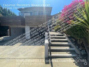 Building Photo - 237 Laine St