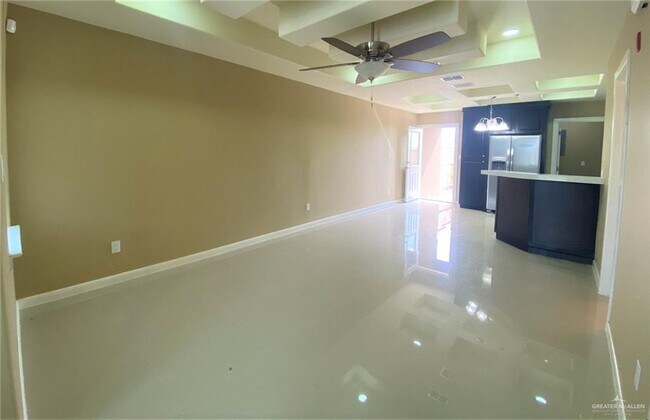 Foto del edificio - 27 E Pineridge Ave