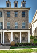 Building Photo - 1325 Moher Blvd