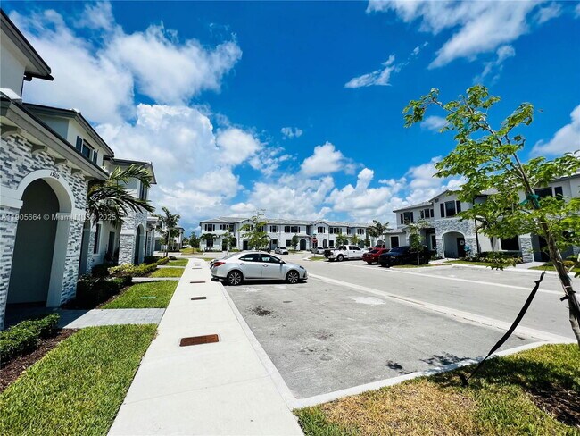 Foto del edificio - 28622 SW 133rd Ct