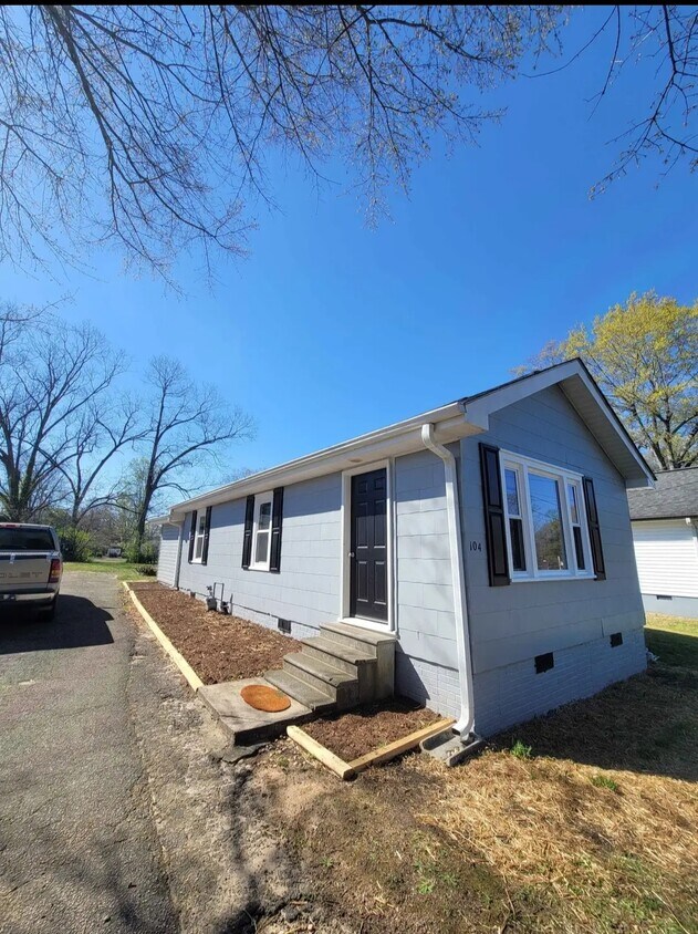 Foto principal - 104 Arlington Ave