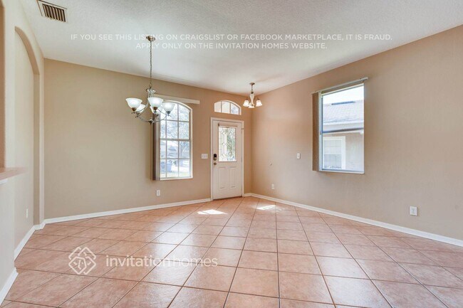 Foto del edificio - 8557 Deer Chase Dr