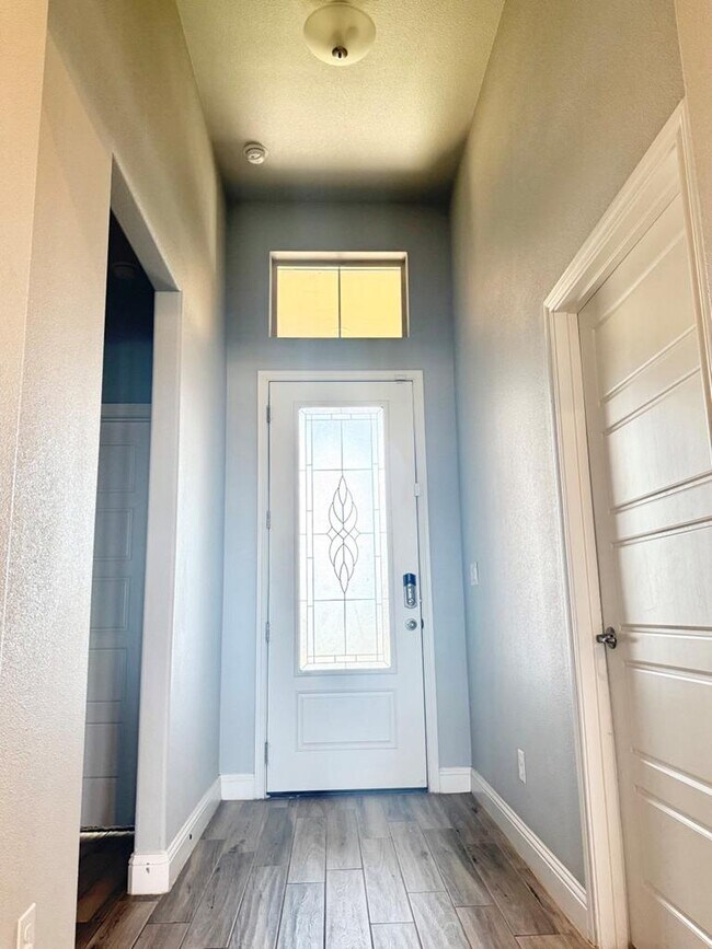 Foto del edificio - 3907 Yorkshire Dr