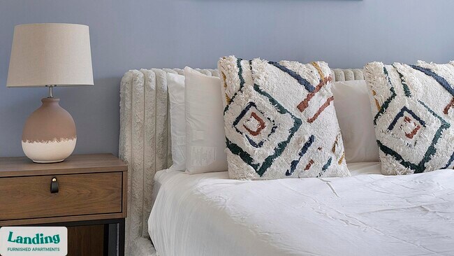 Building Photo - 1000 Forestview Dr