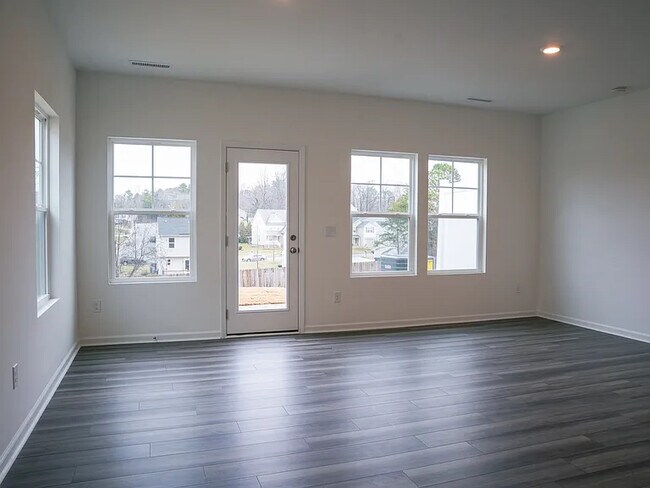 Foto del edificio - 469 Fran Dr