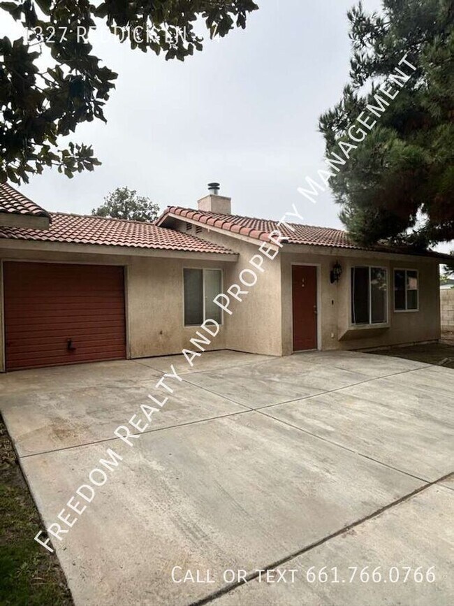 Building Photo - 1327 Reddick Ln