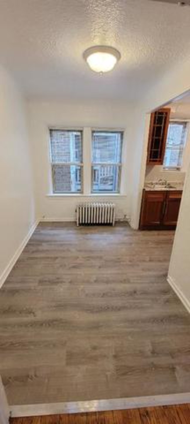 Building Photo - 4205 W Addison St