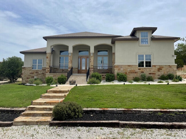 Building Photo - 21208 Oak Dale Dr