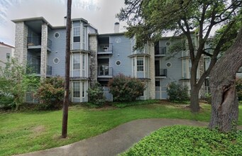 Building Photo - 3111 Tom Green St